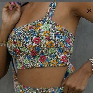 NWT Sincerely Jules for Bandier Rue Ruffle Bra. Size XS Multi Micro Floral print